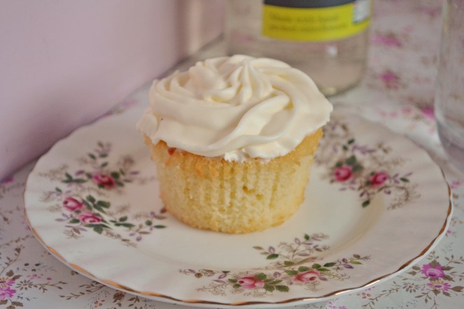 elderflower cupcake