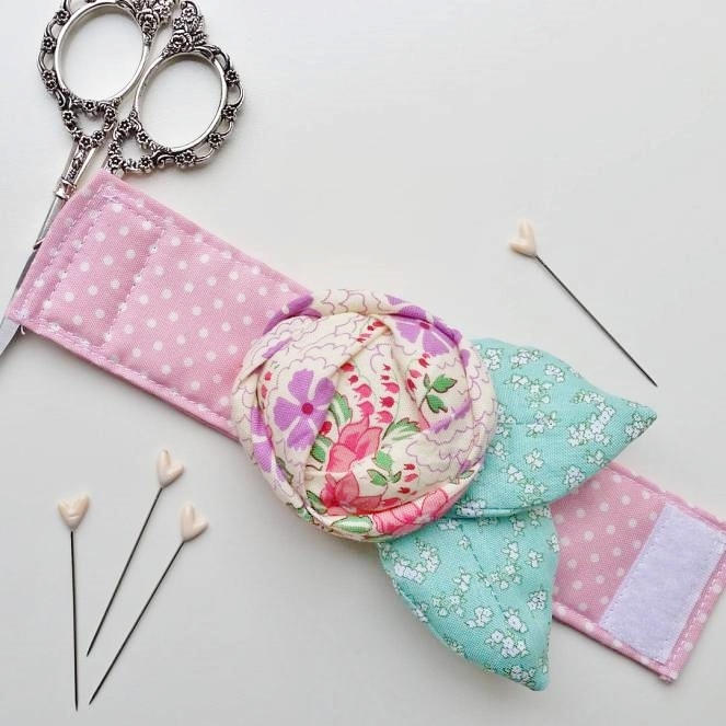 rose pin cushion