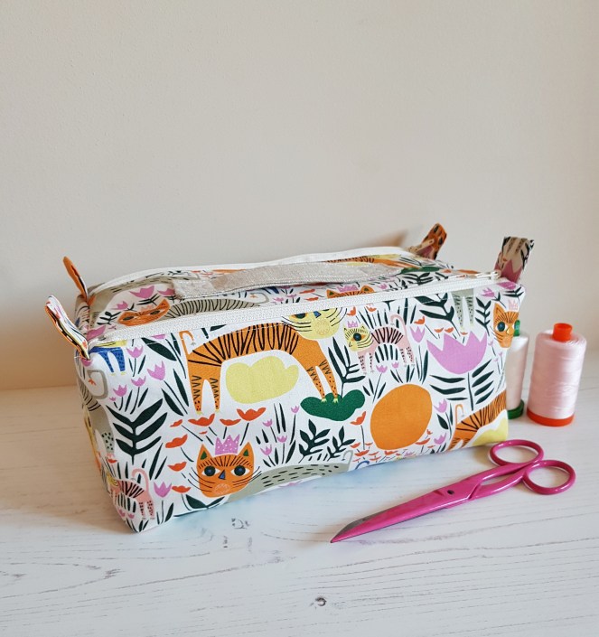 Double Zipped Box Pouch