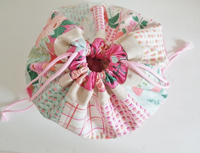 New Dawn Fabric - Finch Bucket