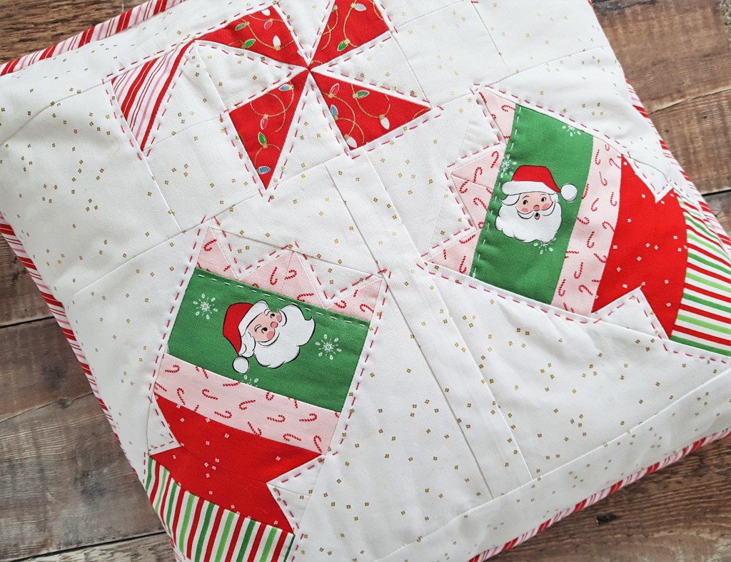 Santa Claus Lane -Pull Bang Pop pillow