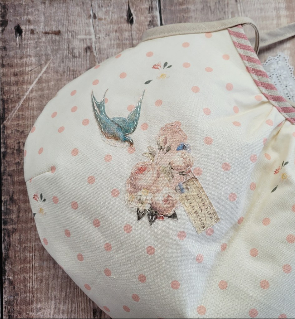 Rose and Violet Garden Clamshell Granny Bag