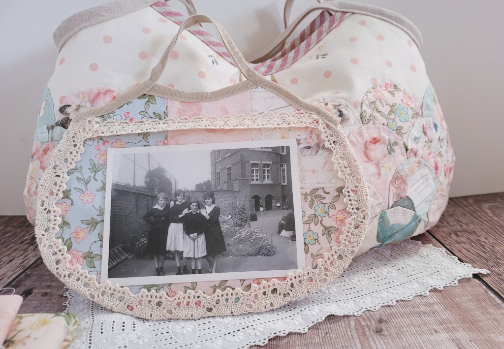 Rose and Violet Garden Clamshell Granny Bag