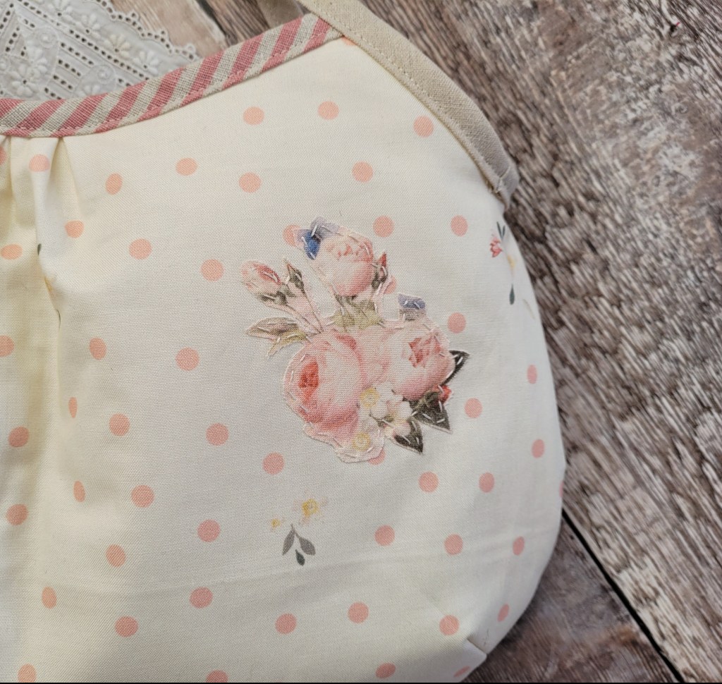 Rose and Violet Garden Clamshell Granny Bag