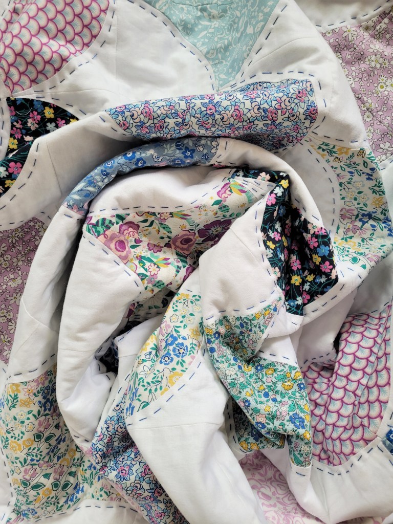 Liberty Deco Dance - Clamshell Quilt