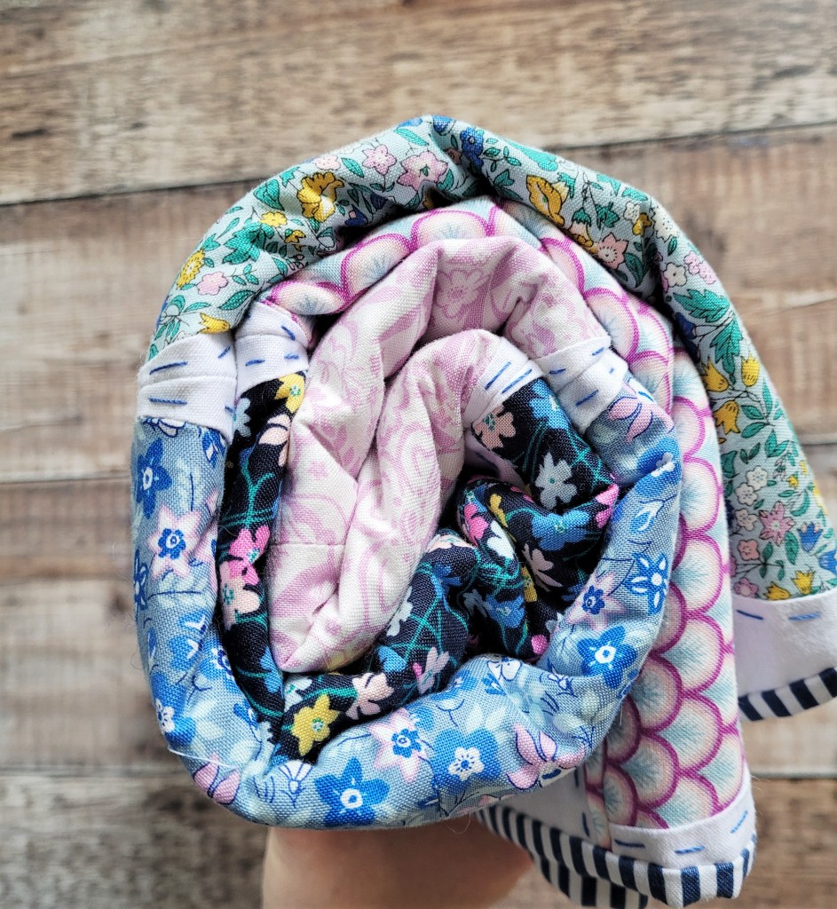 Liberty Deco Dance - Clamshell Quilt